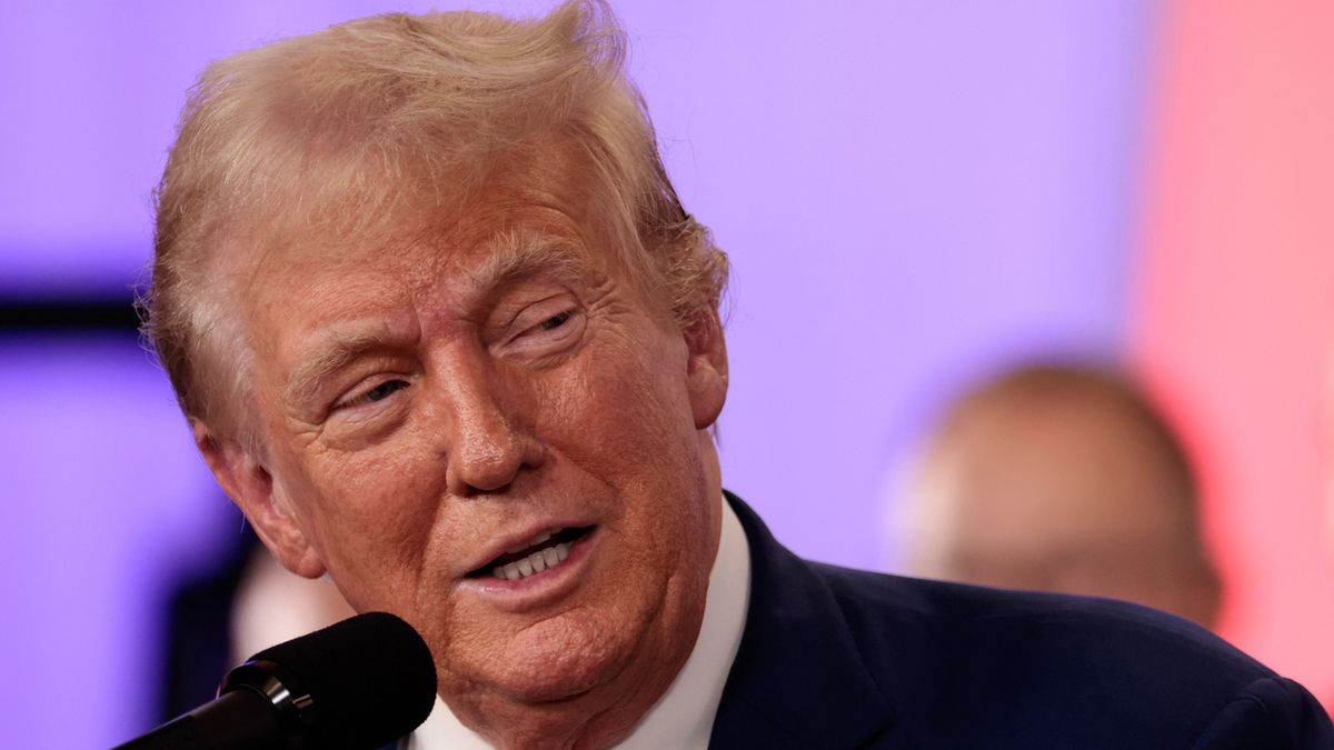 A Kreml szóvivője óvatosan, de beszólt Trumpnak