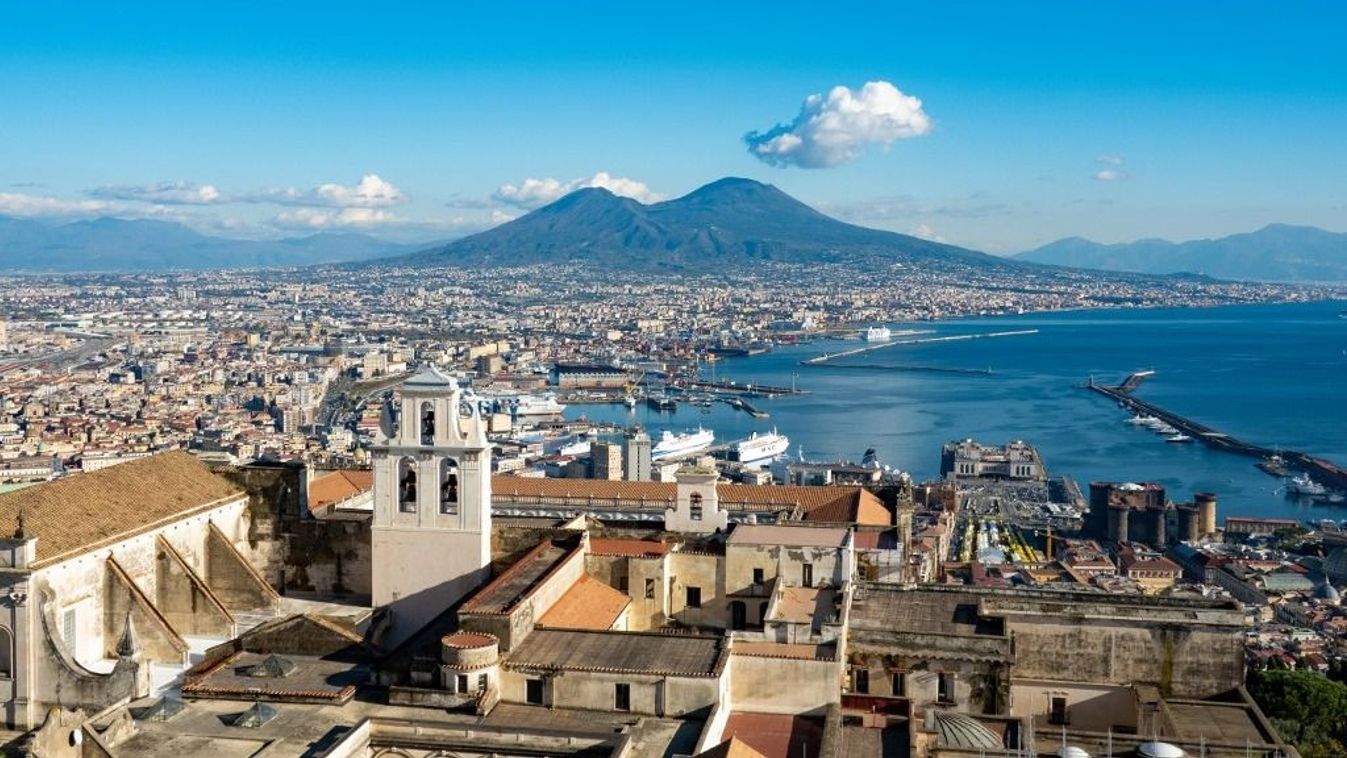 Daily Life In Naples, Italy