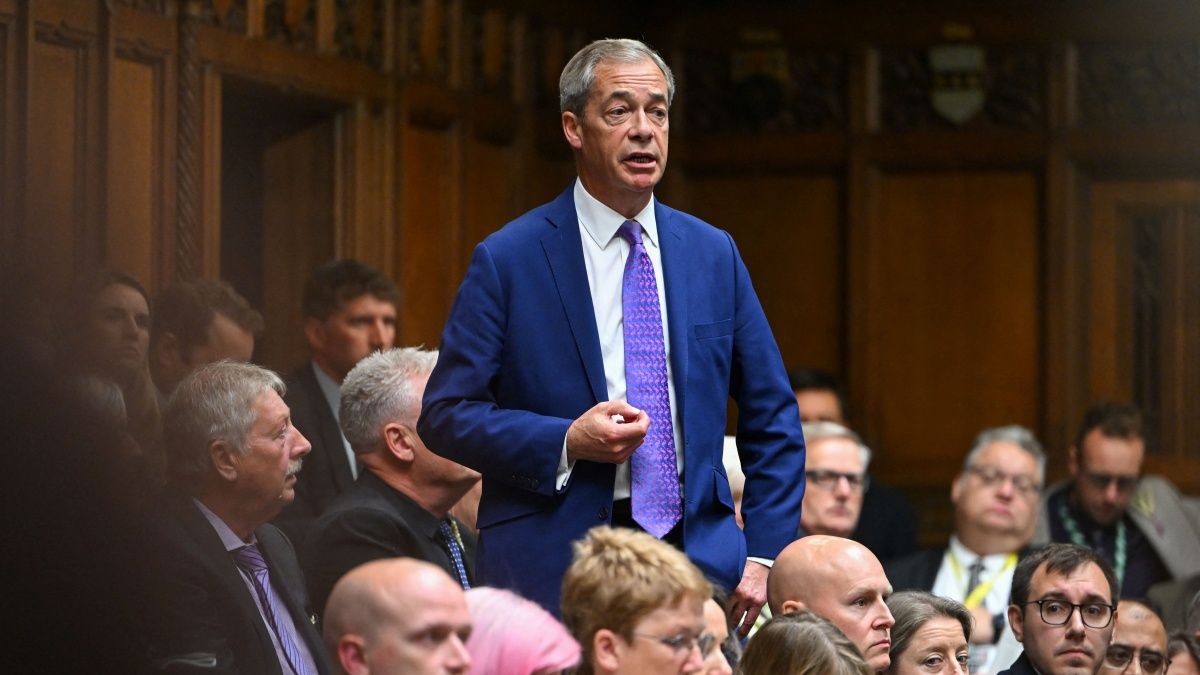 Nigel Farage az ukrán fegyverszállításokról: ilyen „héják” sürgették anno az afganisztáni beavatkozást is, és mi lett belőle?