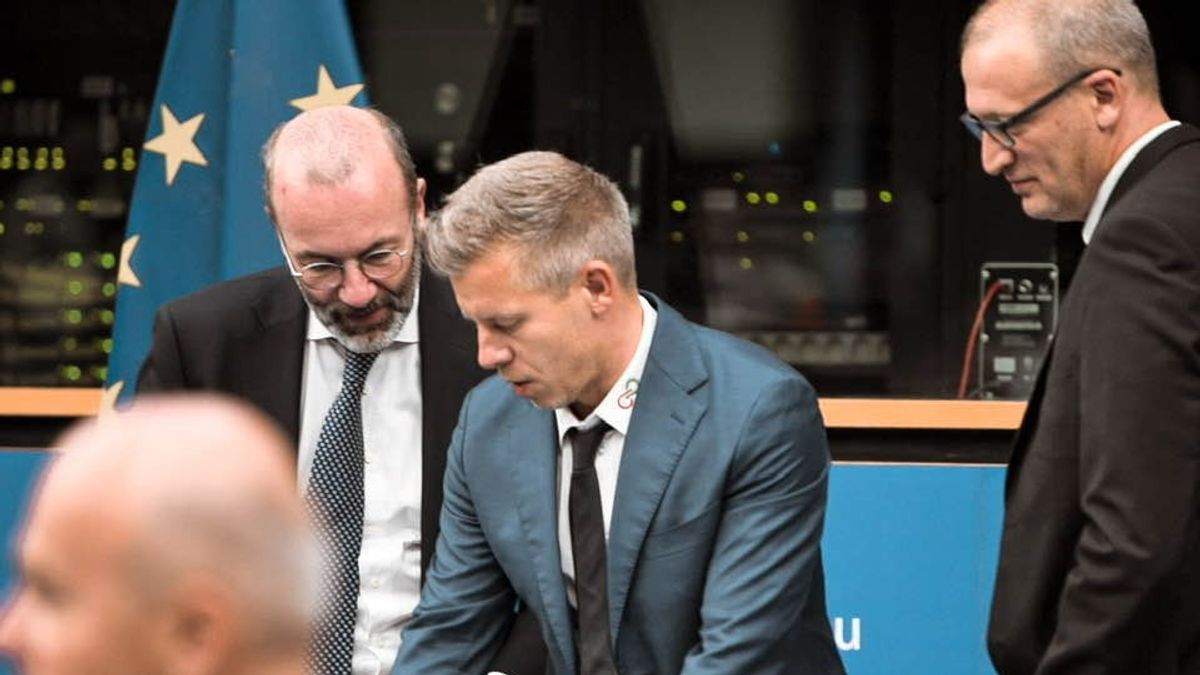 Mennyi esély van Magyar Péter mentelmi jogának felfüggesztésére? Megszólal a szakértő!