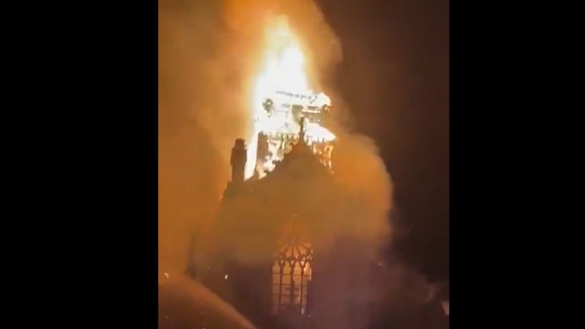 Újabb francia templom kapott lángra (VIDEÓ)