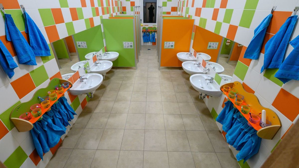 Több szülő is kivette gyermekét a pedofilügyben érintett óvodából a DK-s László Imre vezette kerületben