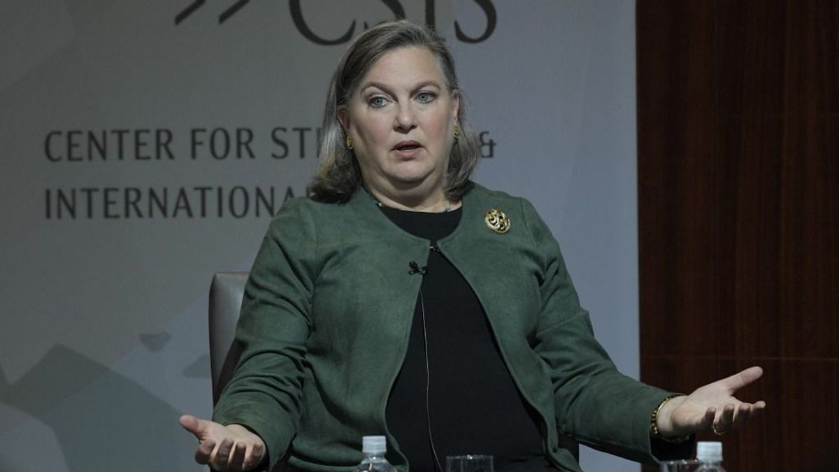Victoria Nuland elárulta: Zelenszkijék kikérték a nyugatiak véleményét, majd elutasították az oroszok békeajánlatát