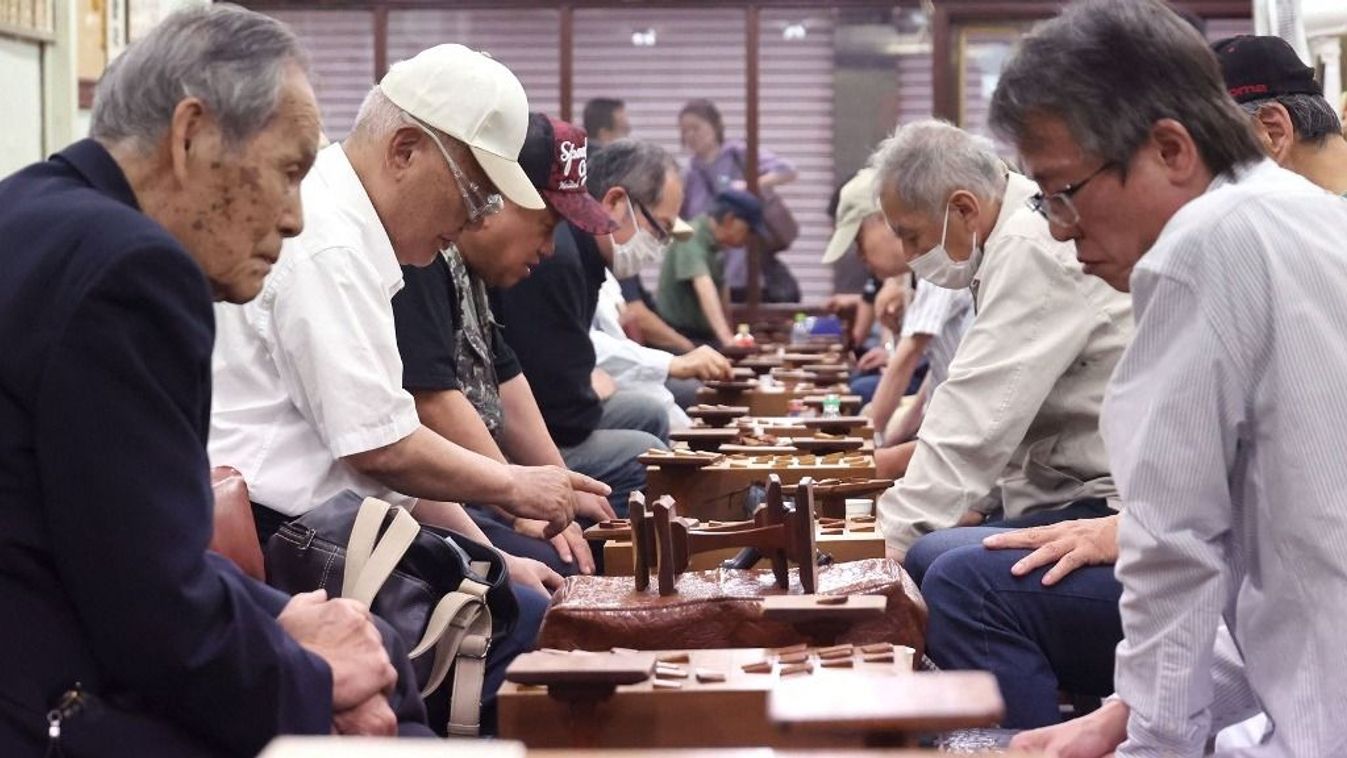 Old shogi club to close in Osaka, Japan