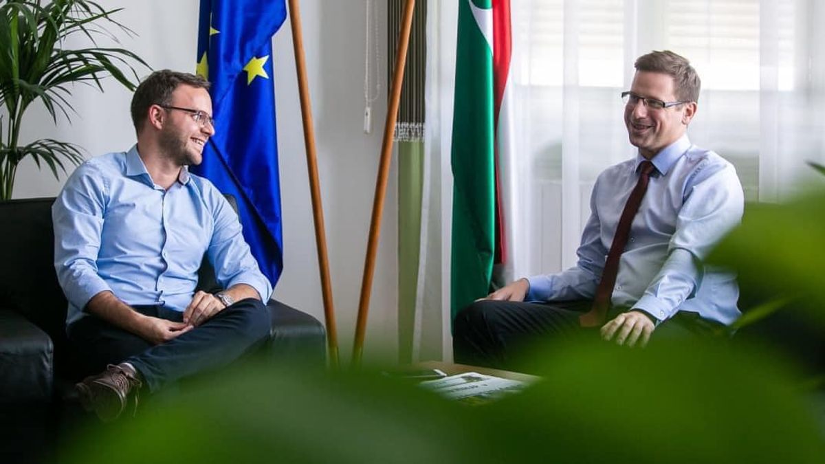 Csúcsminiszter állt ki Orbán Balázs mellett