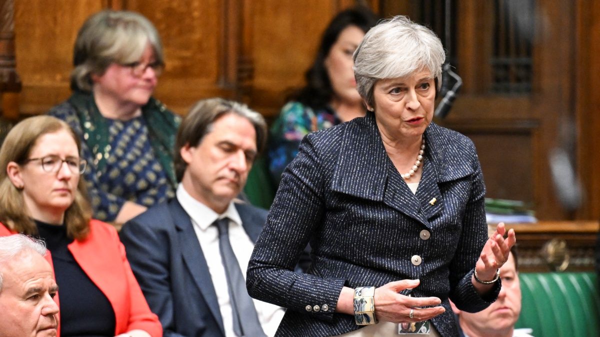 Brit jelentés: a „rasszista" bevándorláspolitika miatt jogtalanul deportáltak feketéket Nagy-Britanniából