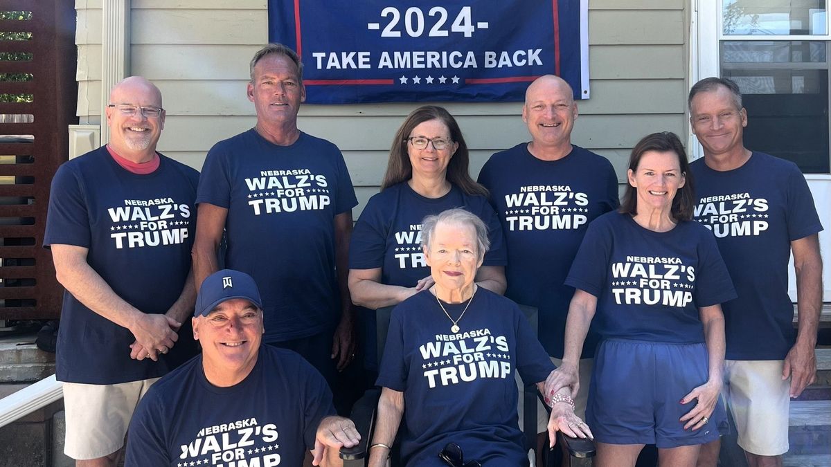 Kamala Harris alelnökjelöltjének családja nyíltan Donald Trumpot támogatja