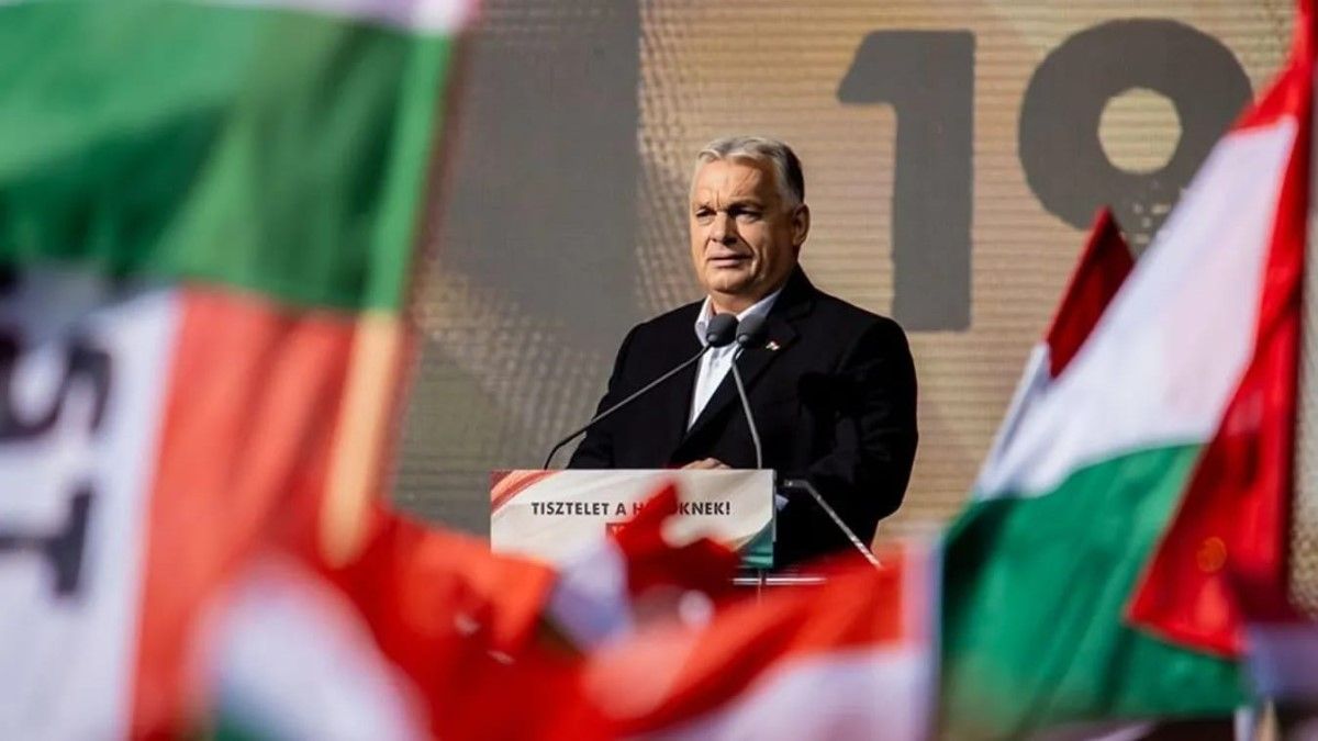 Világrendszerváltás: Orbán Viktor új gazdaságpolitikát hirdetett, Magyar Péter inkább fejet hajtott Brüsszel óhajai előtt (VIDEÓ)