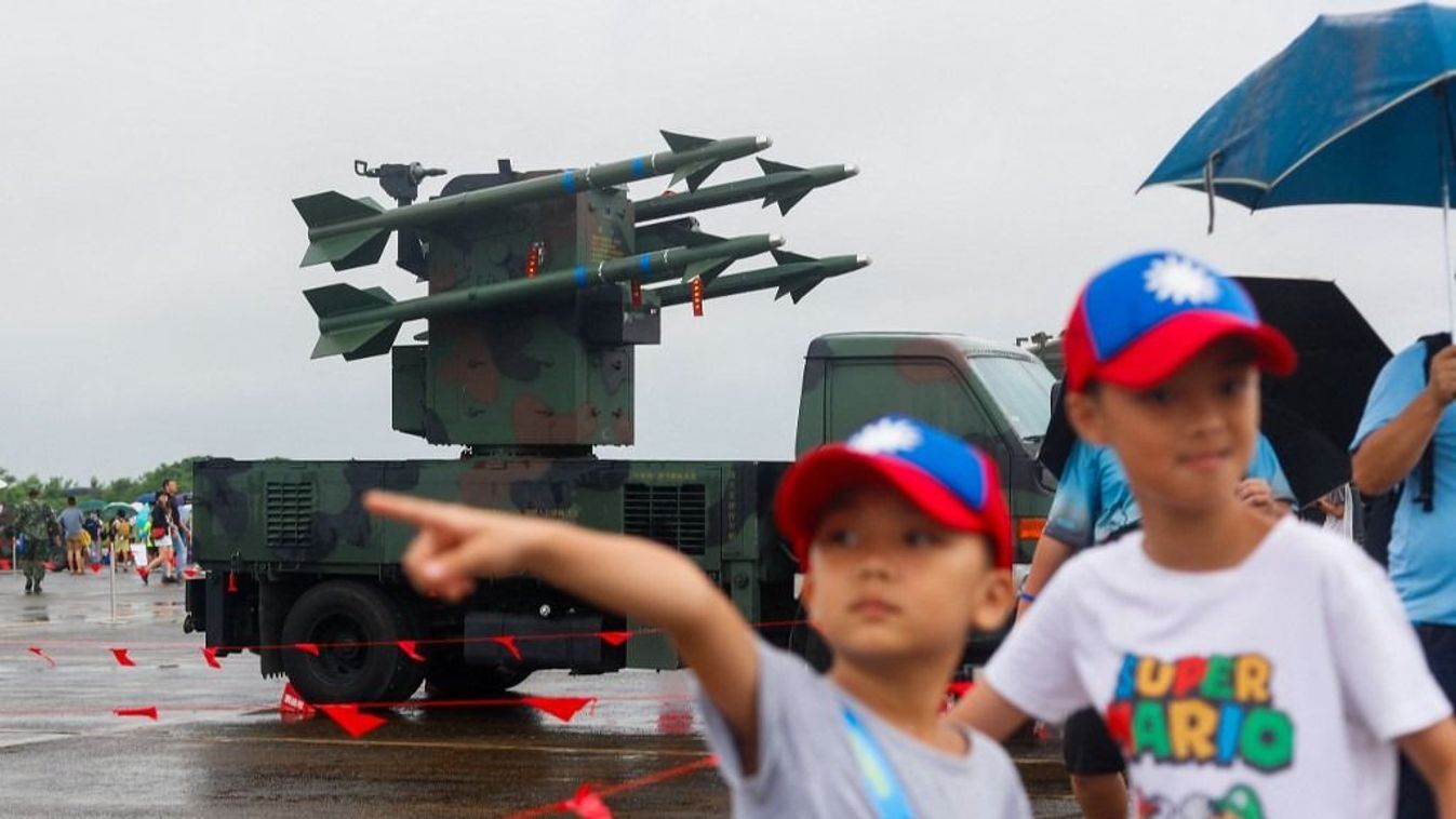 Taiwan Air Force's show of strength amid tensions with China