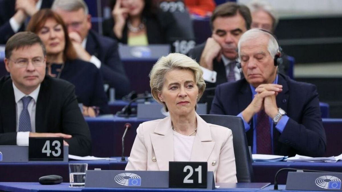 Szorul a hurok Von der Leyen körül: nem tudták elsikálni a Pfizergatet Brüsszelben – jön a tárgyalás