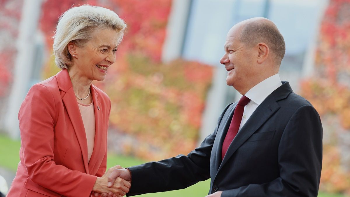 Von der Leyen nagy szöget vert az unió koporsójába
