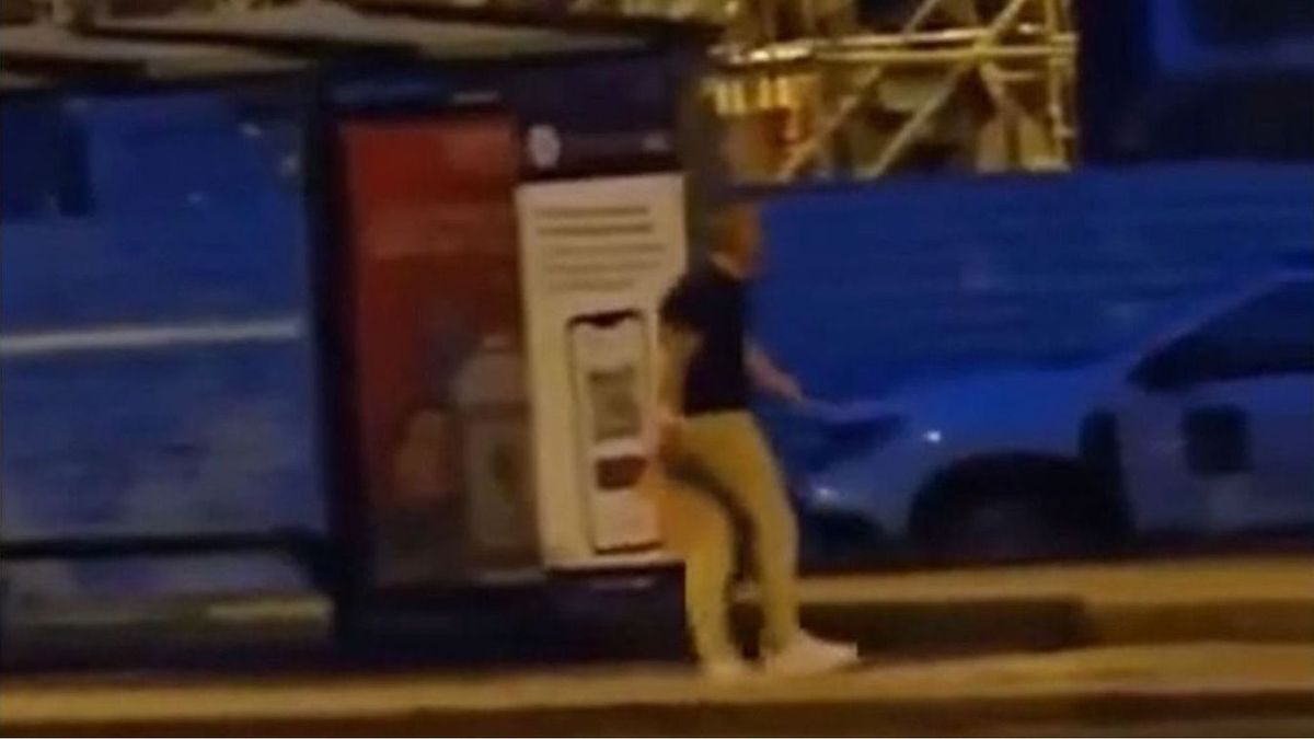 „A gombamód szaporodó botrányai miatt menekül” – így reagáltak az EP-ben Magyar Péter strasbourgi „uzsgyijára” (Videó)