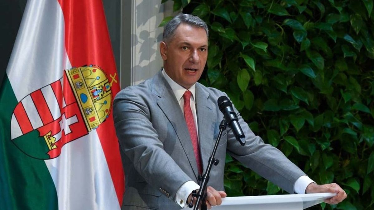 Pofon az osztrákoknak, siker Magyarországnak: nagy bejelentést tett Lázár János