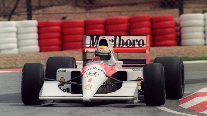 Ayrton Senna a régi afrikai F1 futamon. A kép forrása: JEAN-LOUP GAUTREAU / AFP