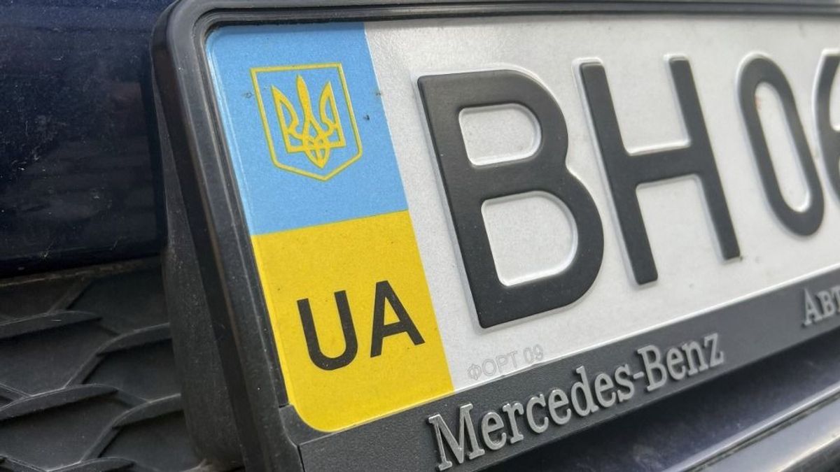 Milyen szabályok vonatkoznak a Magyarországon közlekedő ukrán autókra – nekik is kell műszakira vinni a kocsit?