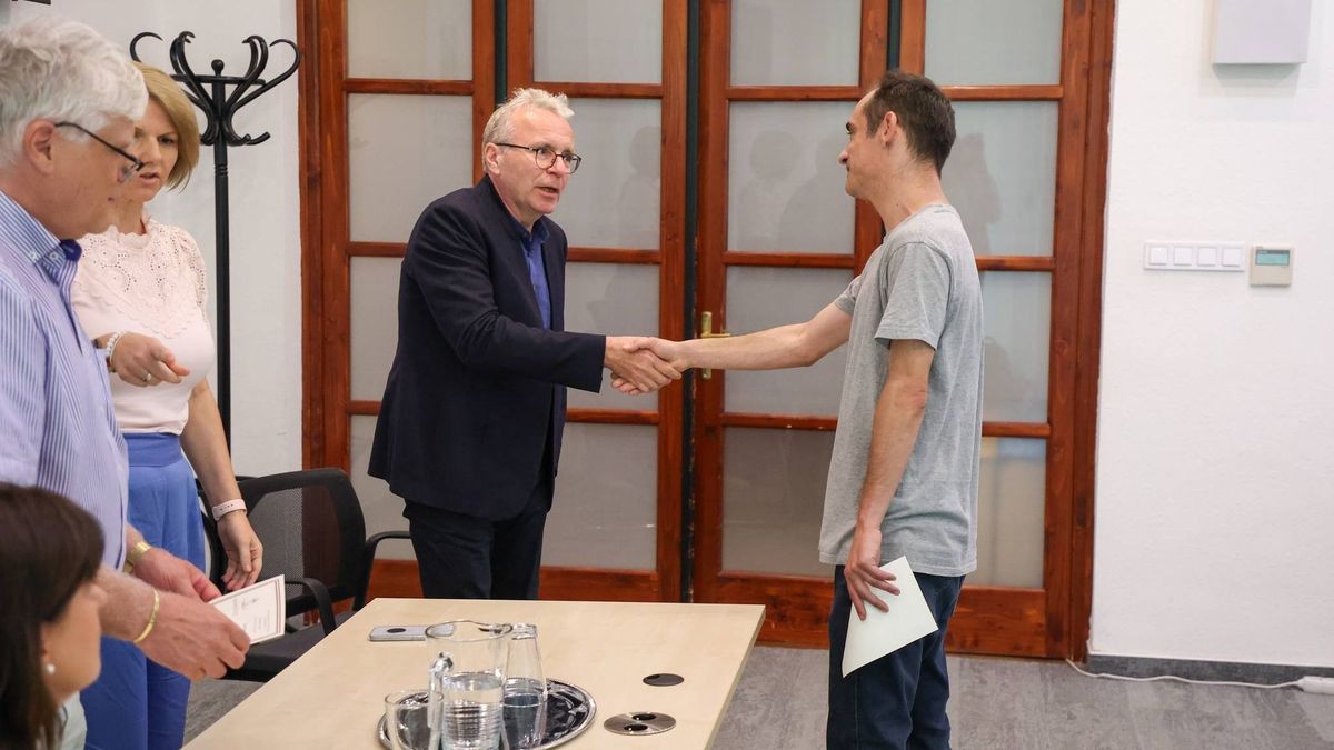 Kovács Gergely és a Kutyapárt már az első napján lebukott