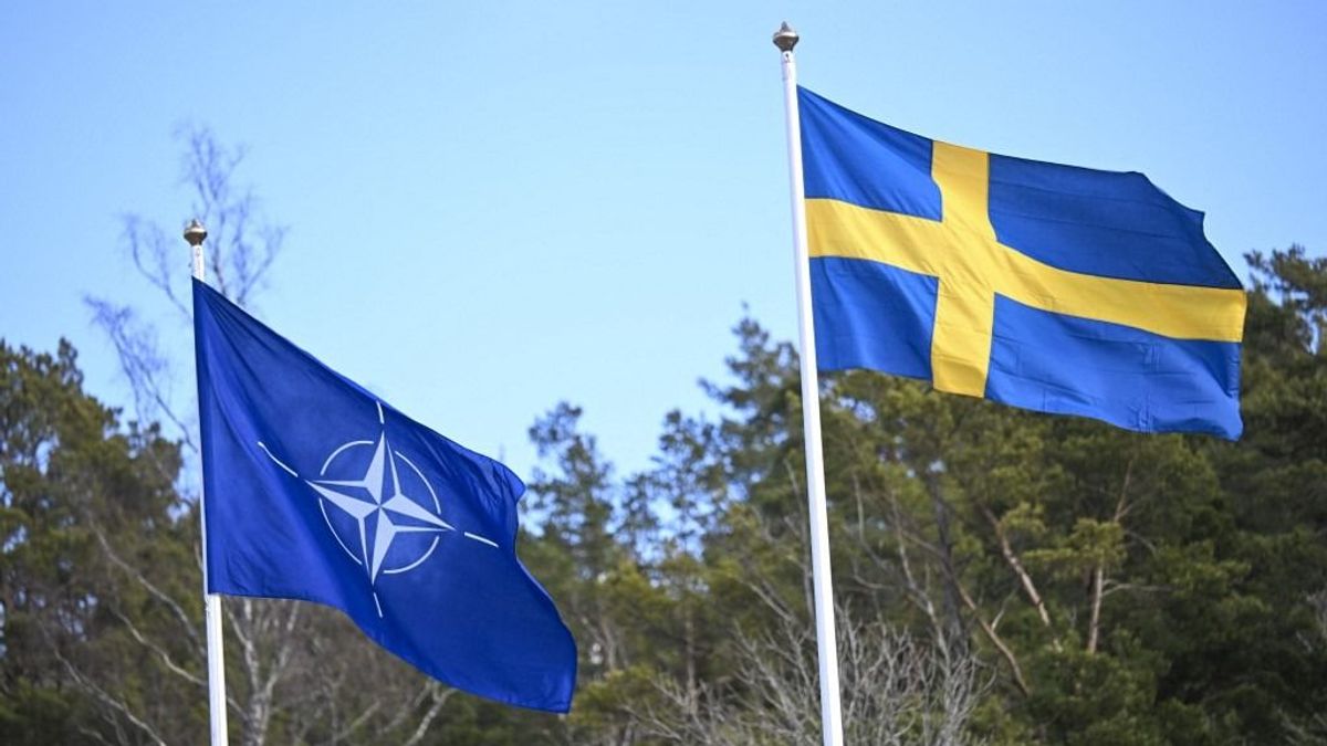 Történelmi lépés: svéd zászlóalj hagyja el az ország határait