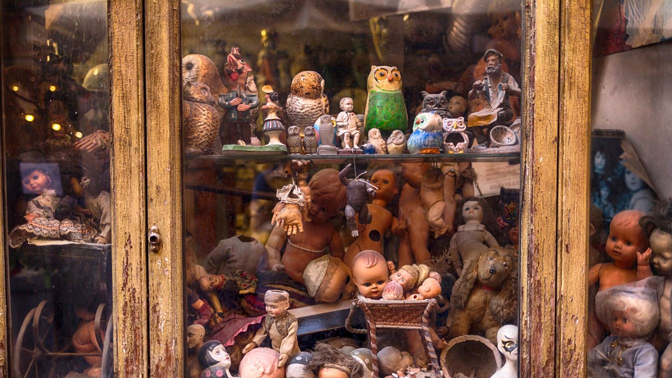 Shop window with old toys