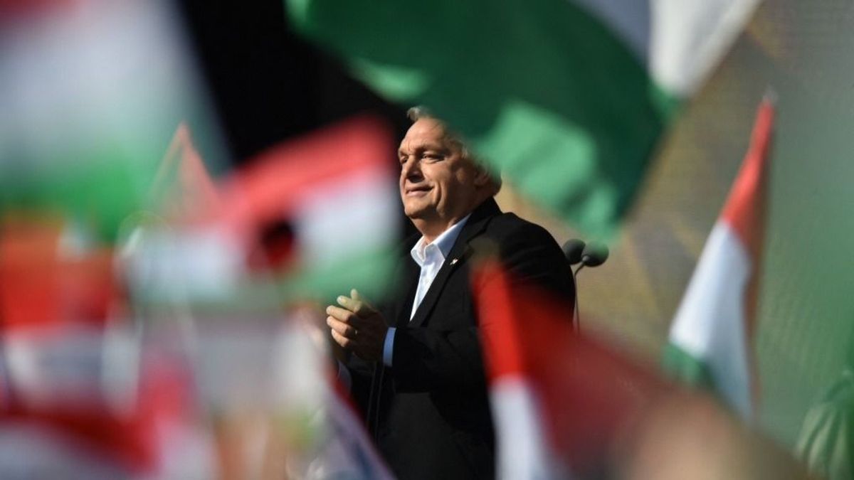 Friss kutatás: stabilan vezetnek a kormánypártok