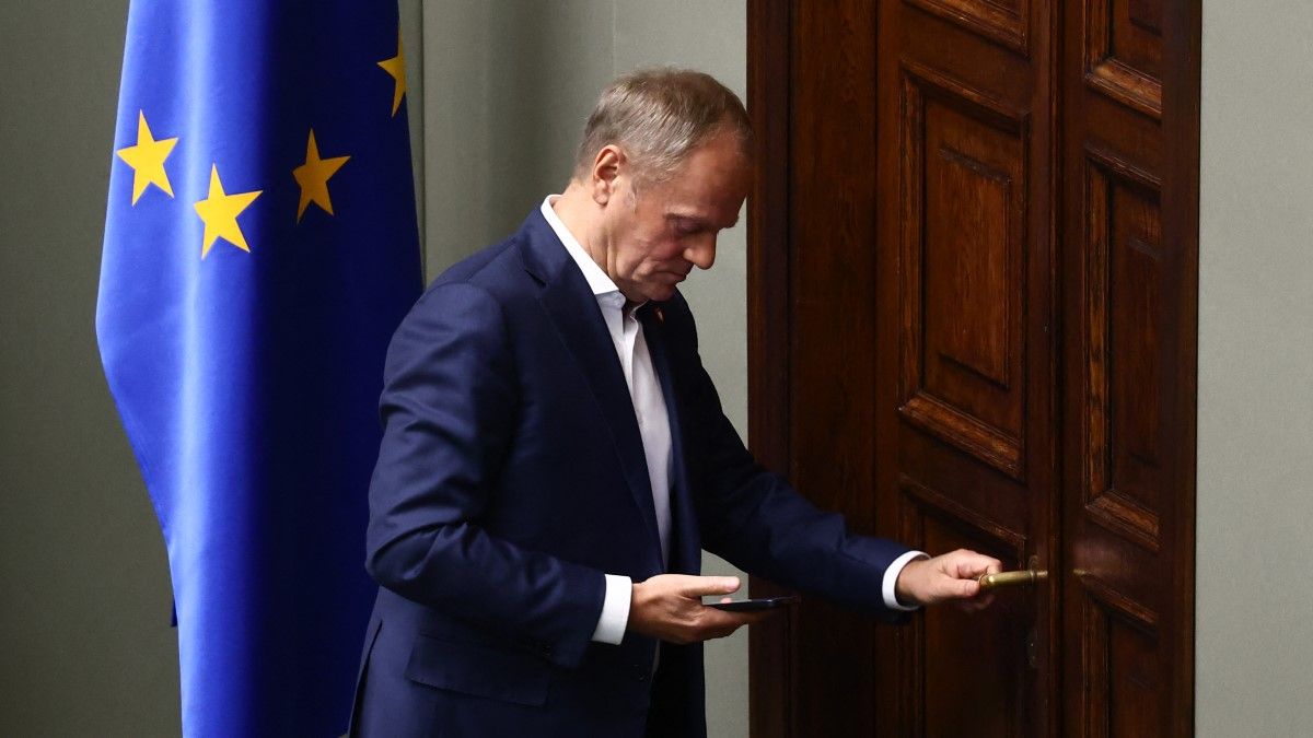 A németek lassan az új Orbánként emlegetik Tuskot