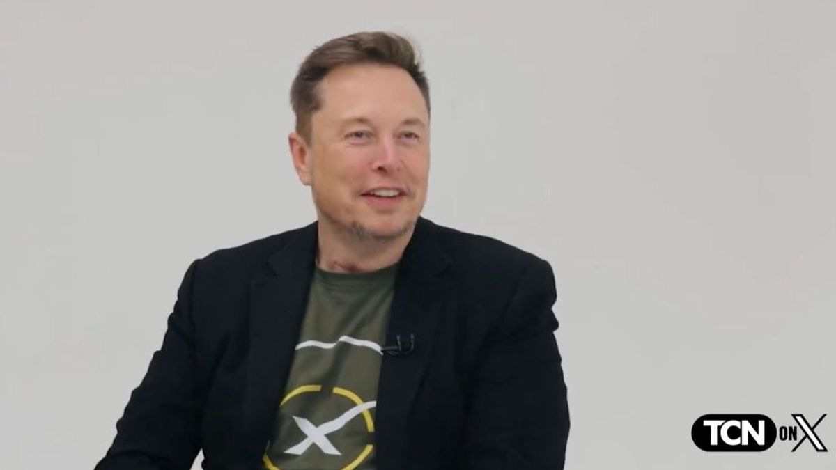 Musk: Senki nem fárad azzal, hogy megpróbálja megölni Kamalát, mert semmi haszna nem lenne (Videó)
