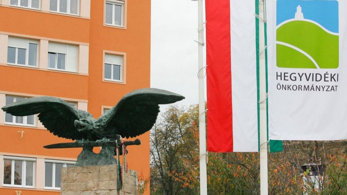 Turul-vita: Kovács Gergely megtámadja Lázár János lépését