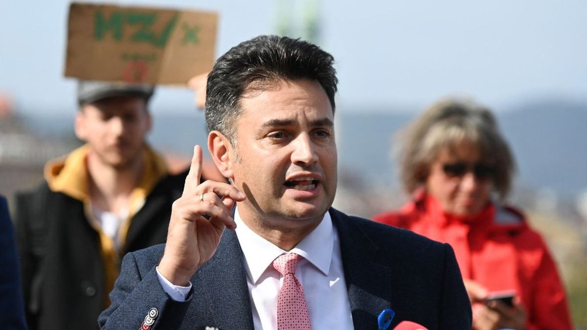 Márki-Zay az ellenfél, Magyar a saját szimpatizánsait gyalázza
