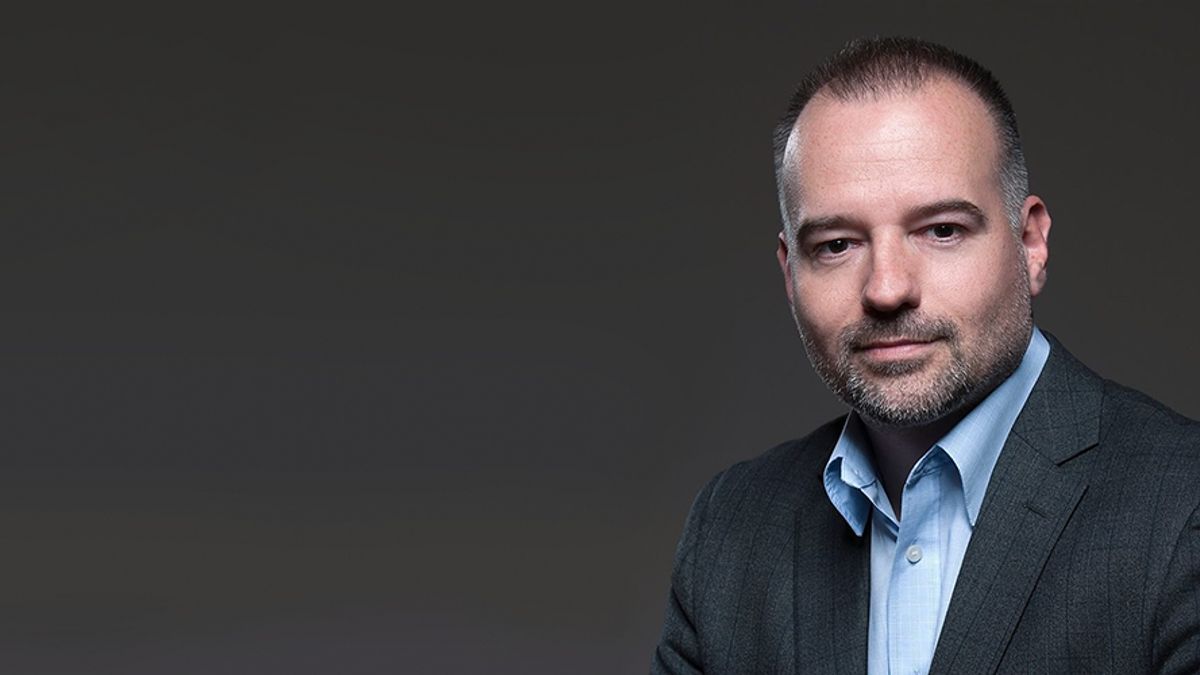 A brüsszeli reptérről üzent Lattmann Tamás: Ezt az egész szemétdombot úgy kell bezáratni, ahogy van