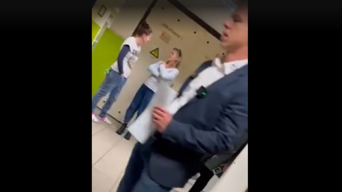 Ennek k*rva nagy következményei lesznek – így fenyegette a gyermekotthon vezetőjét Magyar Péter (Videó)