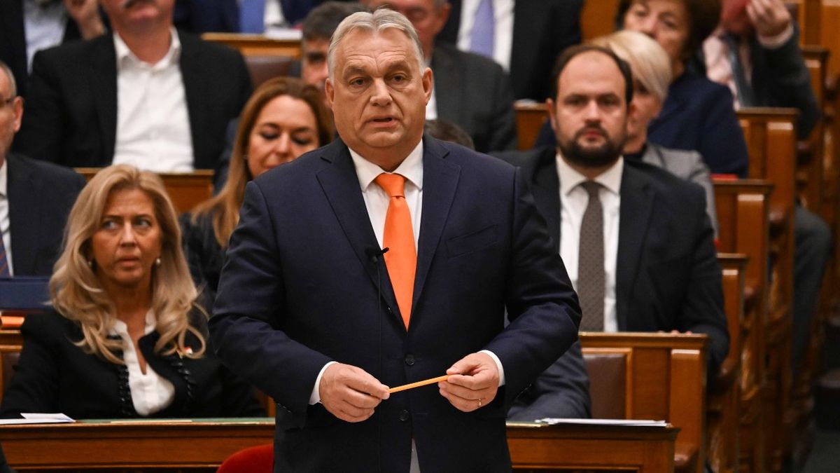 Kiborult a Politico, mert Orbán szerint Magyarország jobb, mint Románia