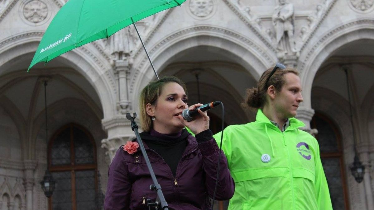 Dúl a kontraszelekció, megérkeztek a „jól informált” törpe óriások – szóval a Papp Réka Kingák