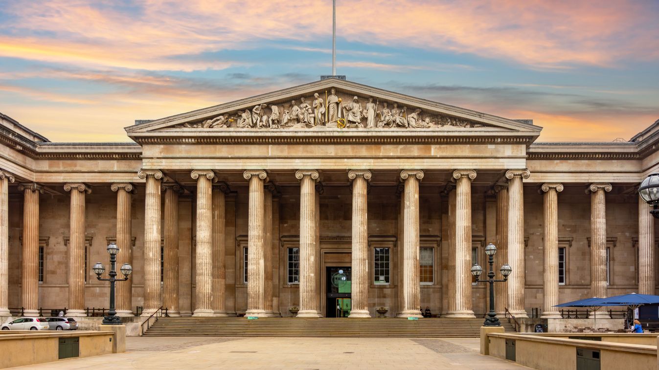 Main,Entrance,Of,British,Museum,In,London,,Uk