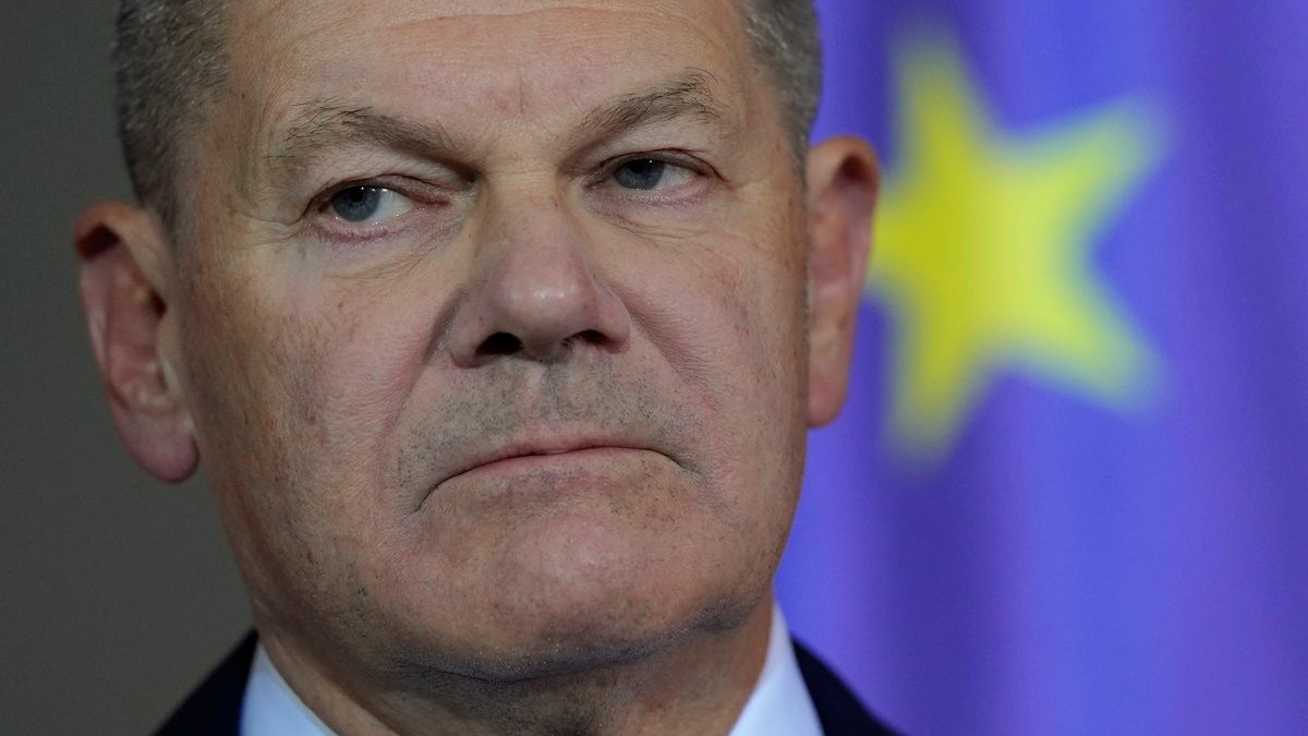 Összeomlott a német kormány, itt a vége a jelzőlámpa-koalíciónak