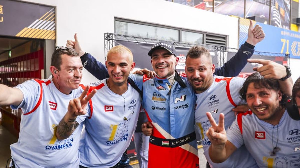 Ez igen! Michelisz Norbert megint a csúcsra ért