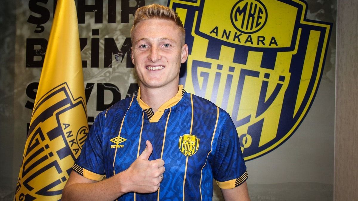 Törökországban rendszeresen játszik Rossi törökverője, de nem vár válogatott meghívót