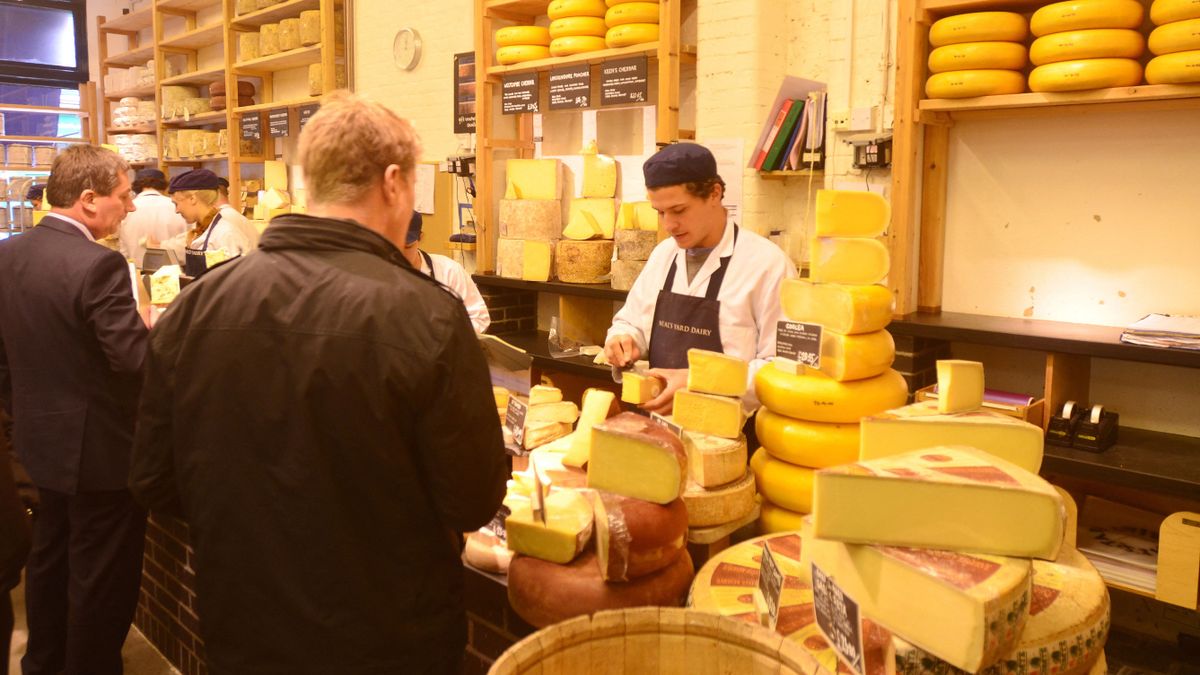 A nagy sajtrablás: előkerült 22 tonna cheddar