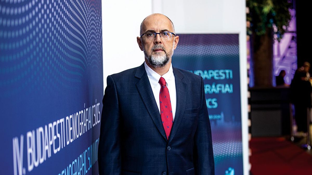 Az erdélyi magyaroknak kiváló államelnök-jelöltjük van