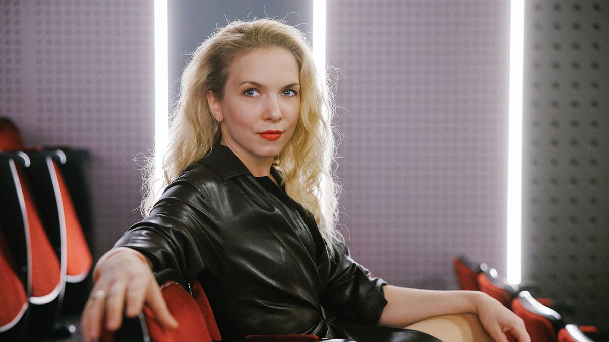 A világ körülöttünk egyre bizonytalanabb, ezért felértékelődik a gyökerek szerepe – Czakó Julianna a Mandinernek