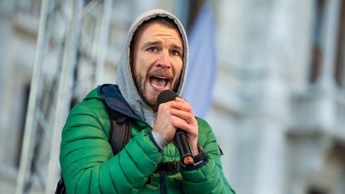 Molnár Áron noÁr Magyar Péter szövetségeséről: Ha sünbe lépek, kiszívja a mérget a lábamból