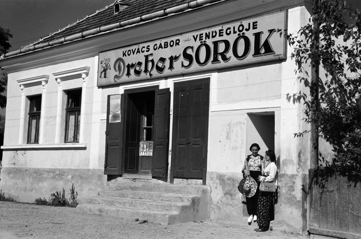 Kovács Gergely vendéglője a szlovákiai Medvén 1939-ben