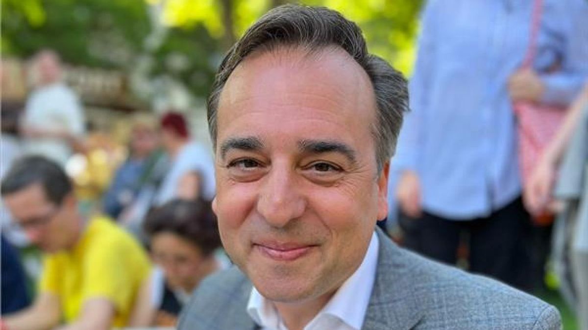 Mr. Pressman, reméljük, hogy marad!