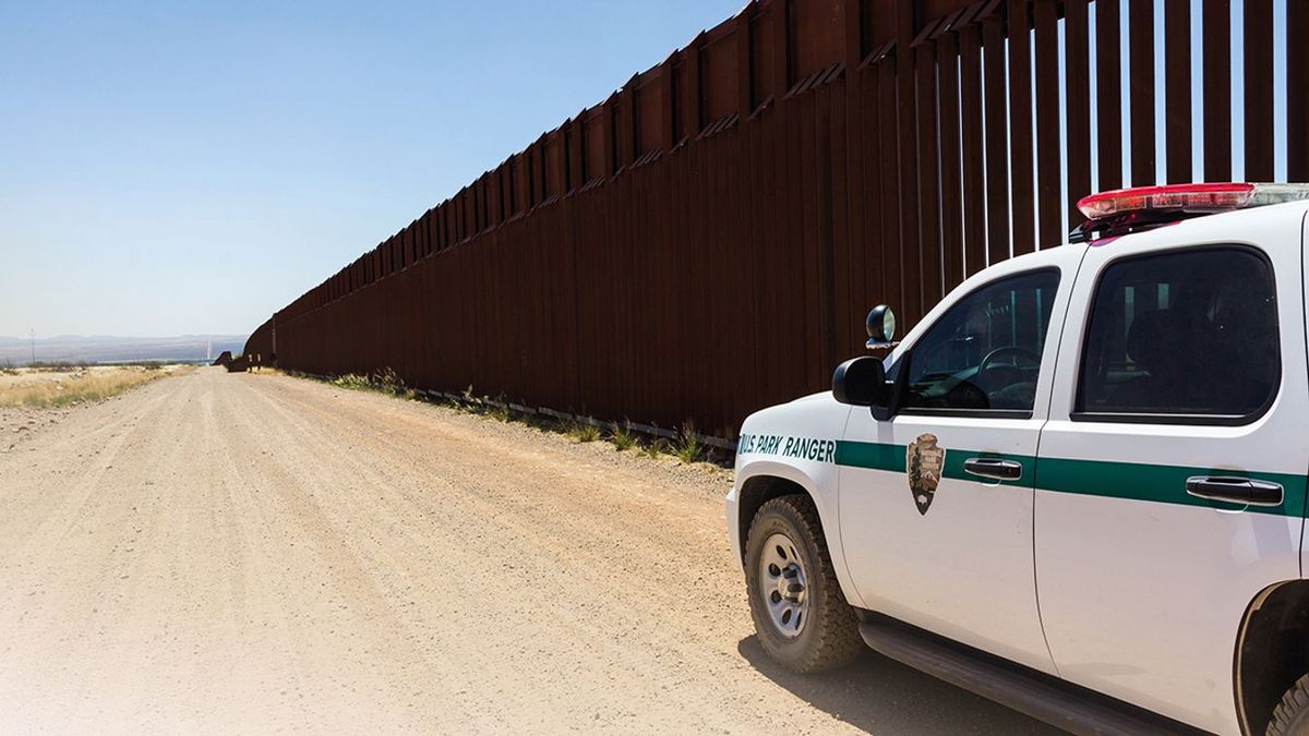 Ott folytatja Trump, ahol abbahagyta: indul a határfal építése az Egyesült Államokban