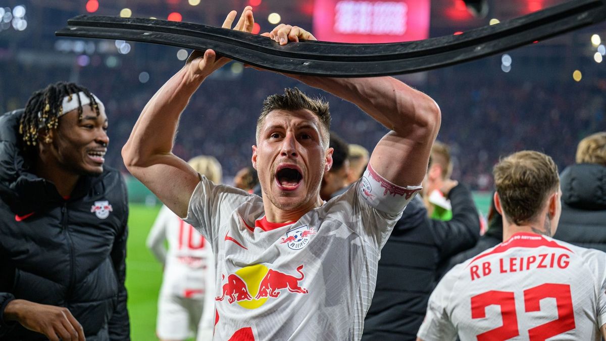 Orbán üzent, kiáll a német mellett