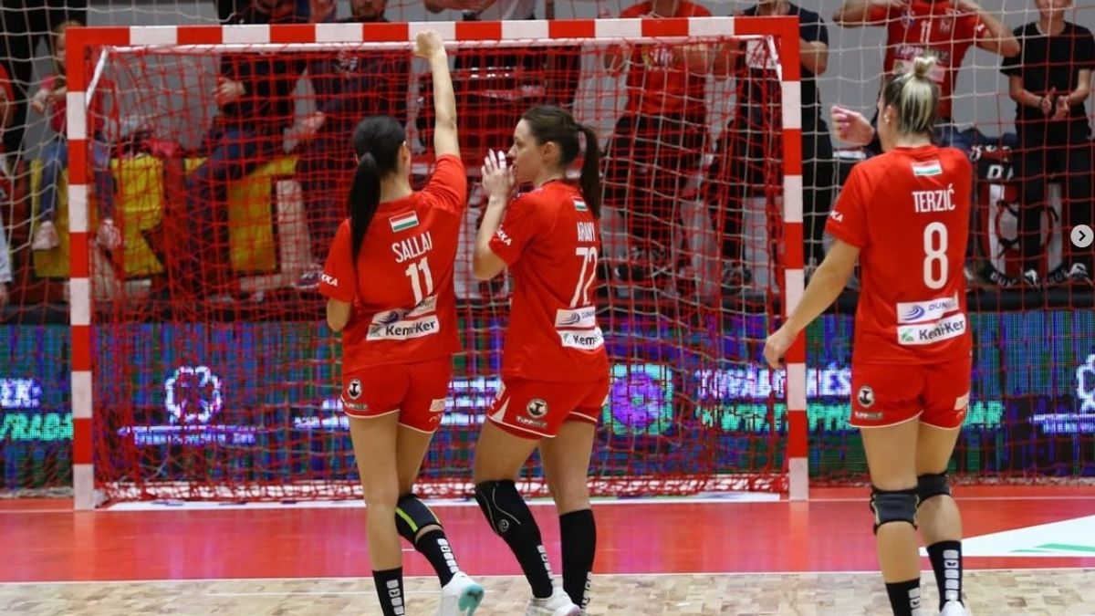 Sallai a lábához kapott, egyből tudta, nagy a baj