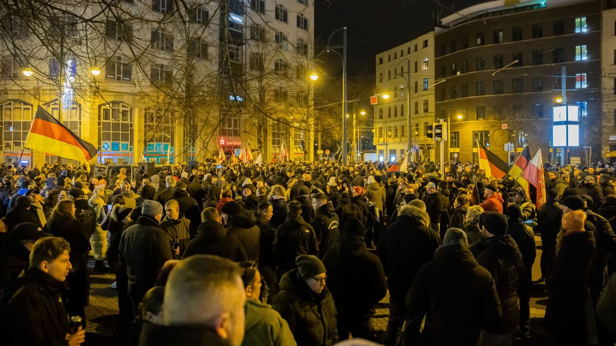 Megkapták 14 mondatban a németek, miért férne rájuk pár olyan vezető mint Orbán Viktor