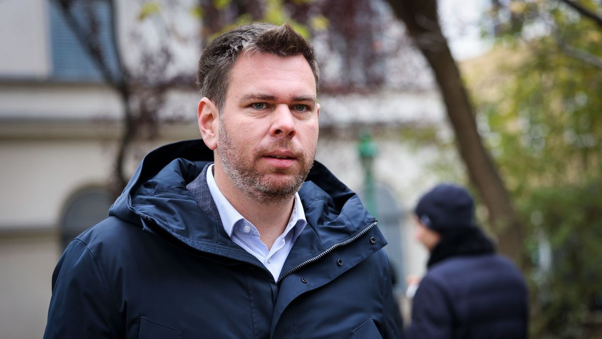 Megkérdezték Vitézyt, mit keresett a „Nagymester” szülinapján, aki miatt a BKV-vezérnek is távoznia kellett