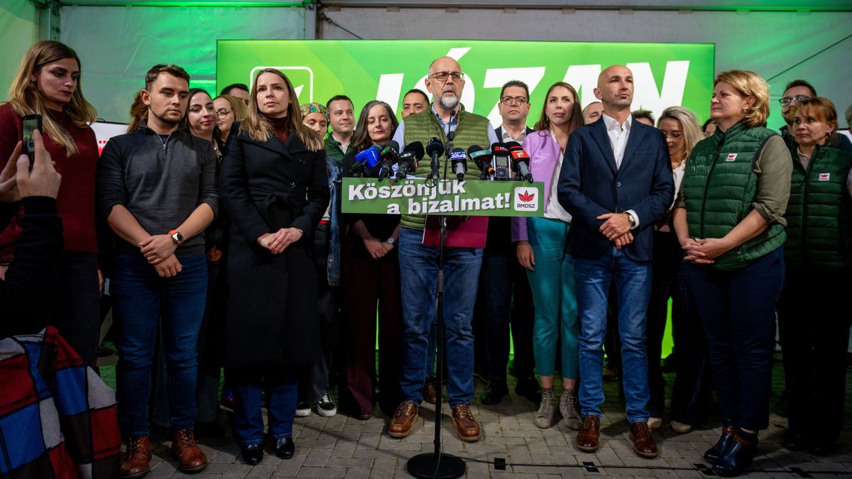 Jó eséllyel kormányra kerülhet a magyar párt Romániában