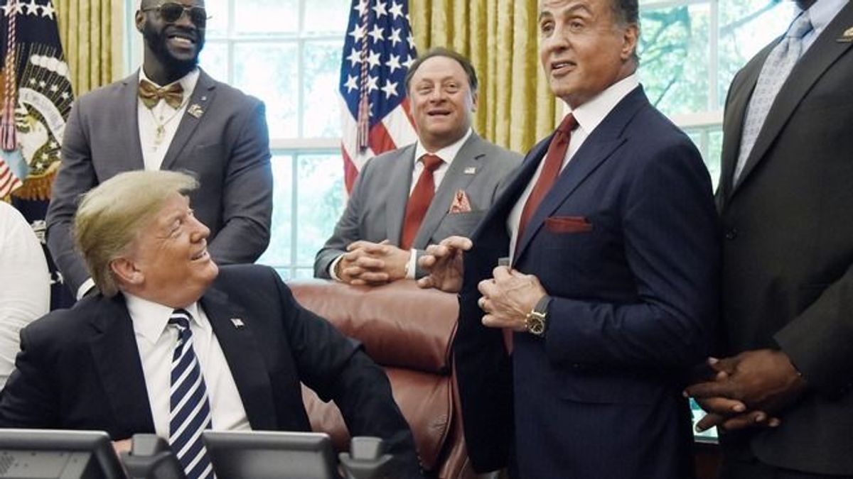 Akárcsak a főnöke, nem húzta az időt az új amerikai külügyminiszter sem