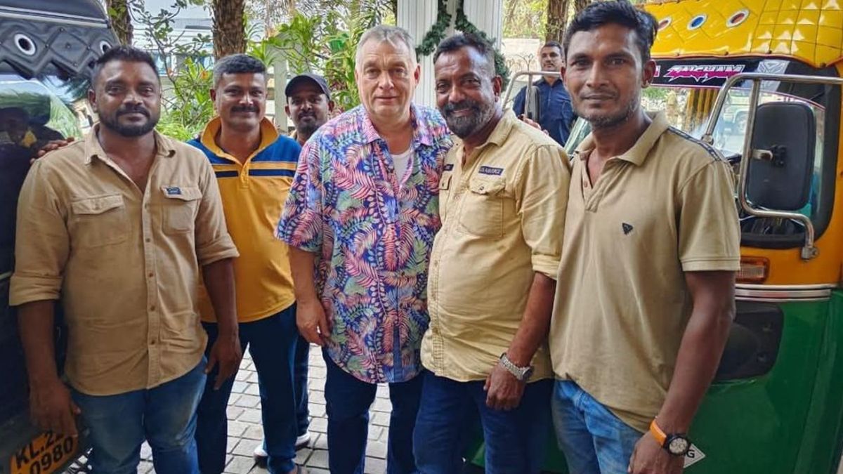 Elszabadult a rasszista gyűlöletkeltés Orbán Viktor indiai utazása kapcsán