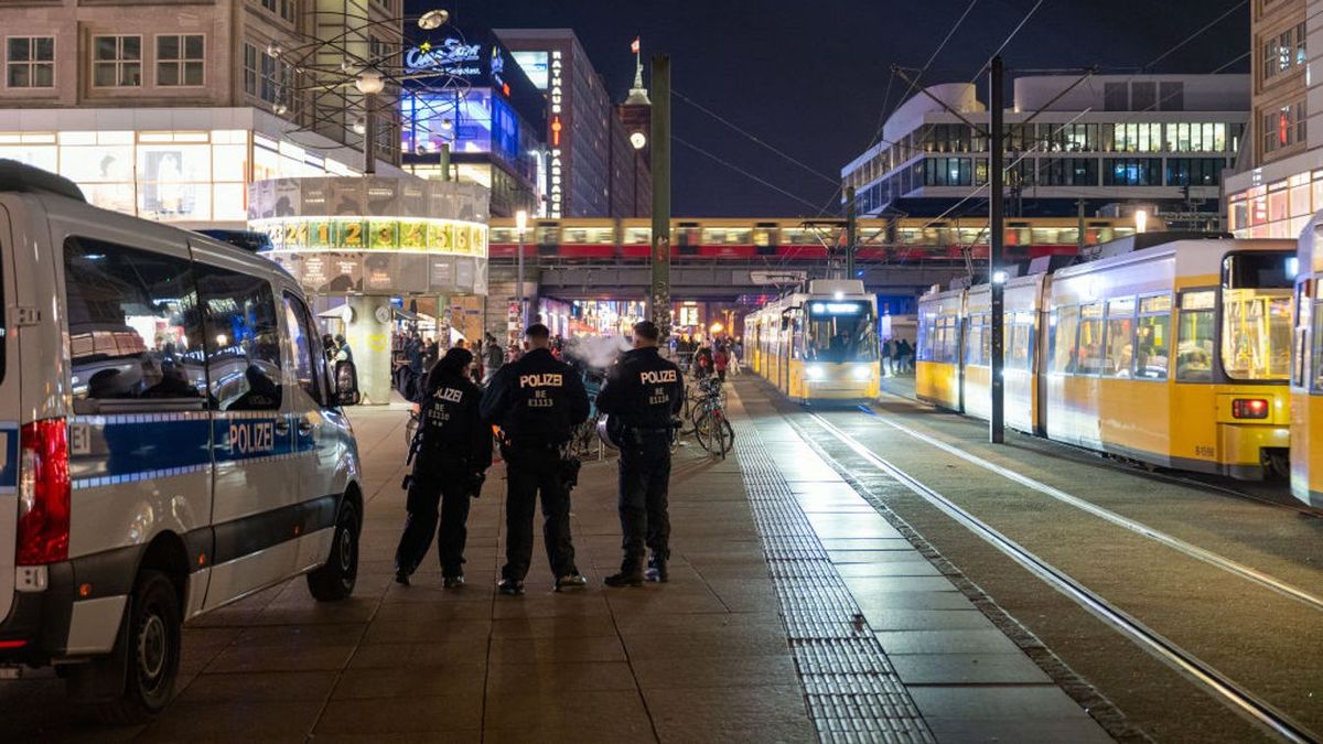 Elárulta a szakértő, miért történik ennyi késelés és terrortámadás a Nyugaton